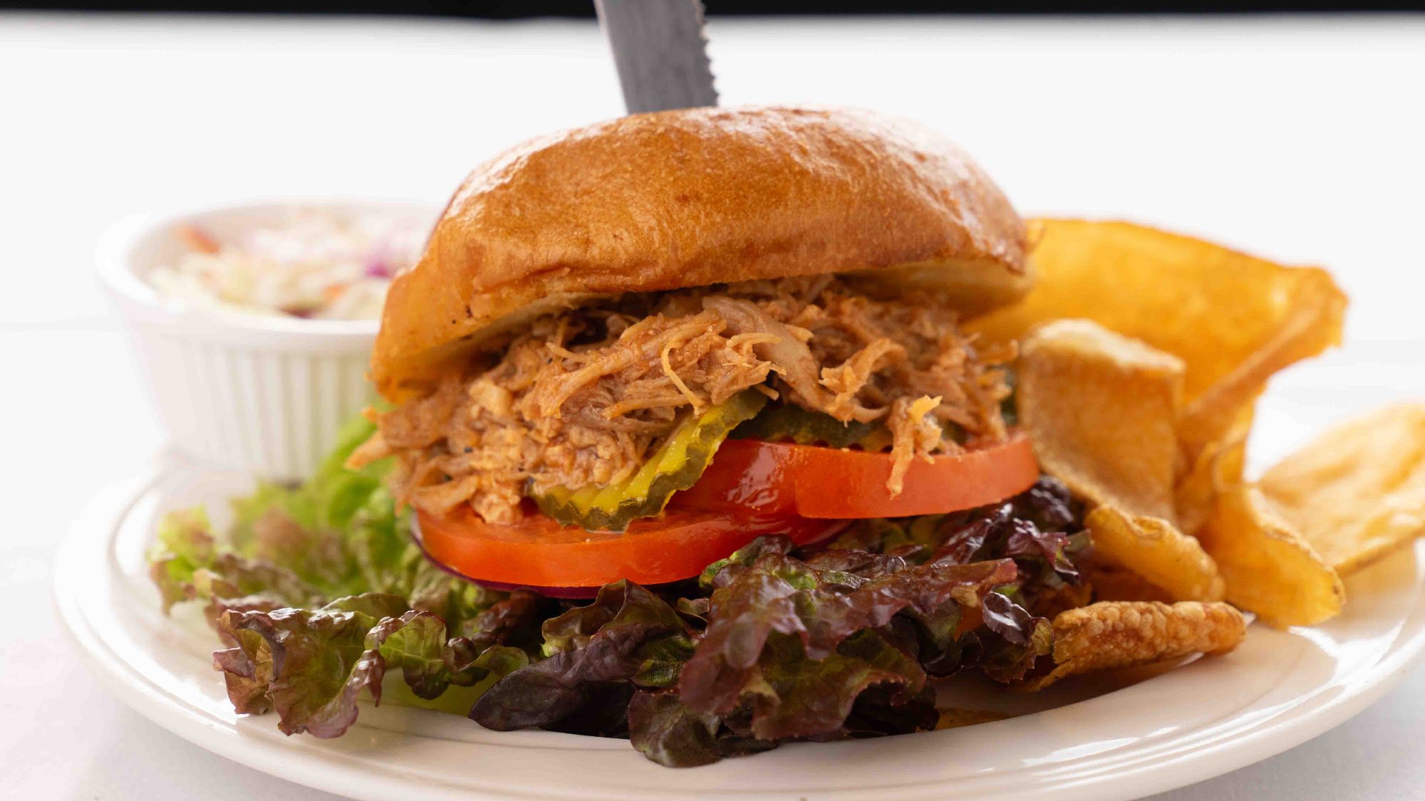 PULLED PORK SANDWICH